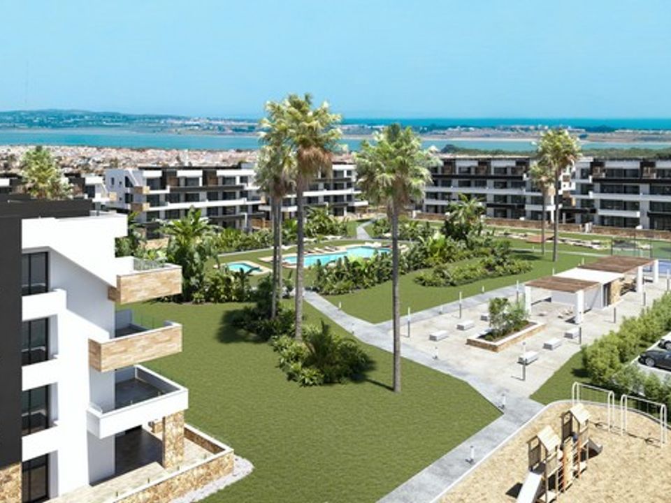 Lejlighed i Torrevieja, Alicante - foto 1